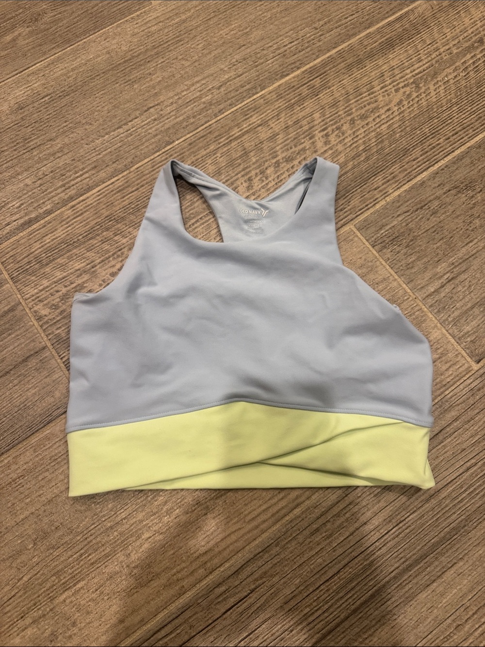 Kids old navy active top- worn once